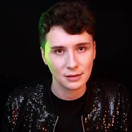 DANIEL HOWELL